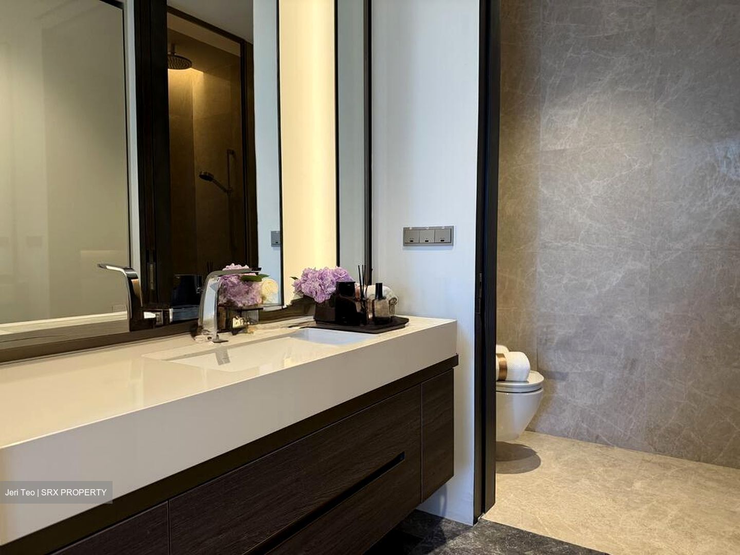 19 Nassim (D10), Apartment #497523821